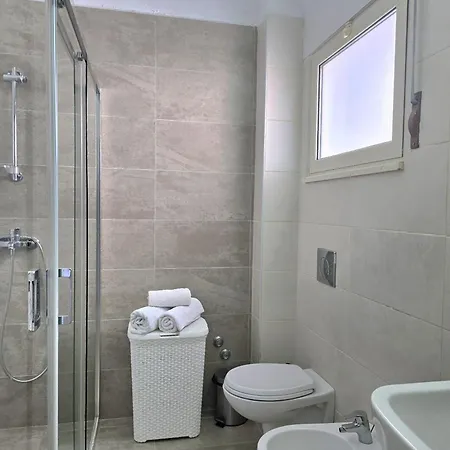 Sunny - 146 * Plazhi San Pietro