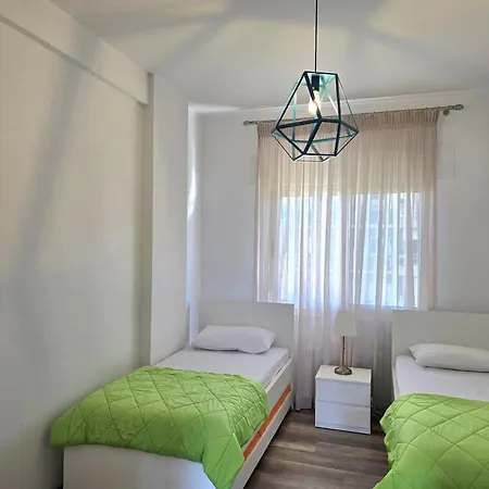 Sunny - 146 Apartment *