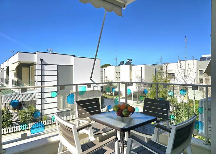 Sunny - 146 Apartment *